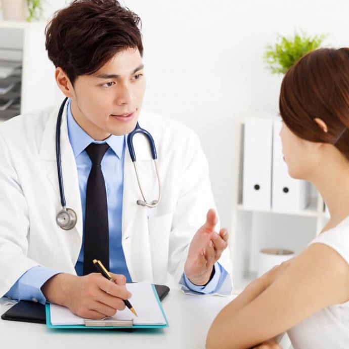 Phân Tích Bát Tự: Tư Vấn Cho Bác sĩ Nam tại bệnh viện mắt Tp.HCM Về Tính Cách Và Tiềm Năng